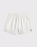 Mid Rise Sunday Short