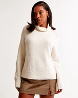 Vol. 28 Relaxed Boucle Turtleneck Sweater