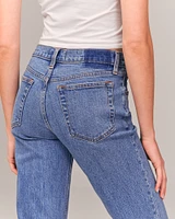 Mid Rise 90s Straight Jean