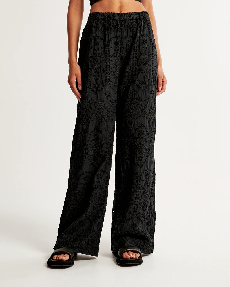 Textured Cutwork Pull-On Pant