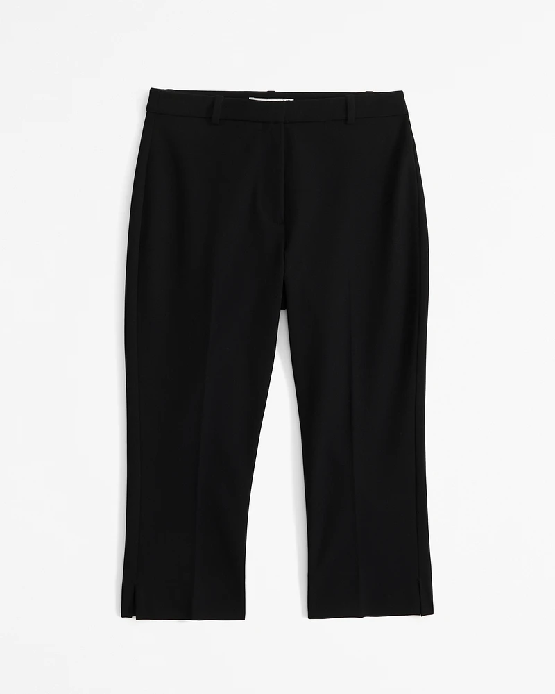 Curve Love Mid Rise Tailored Capri Pant