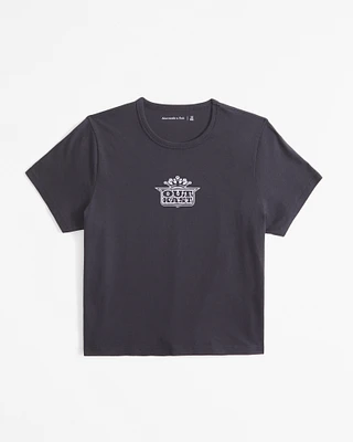 Short-Sleeve Outkast Graphic Skimming Tee