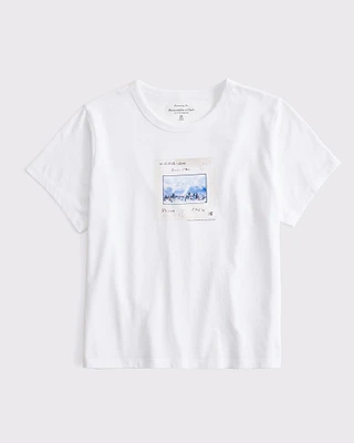 Short-Sleeve Slim Aarons Graphic Skimming Tee