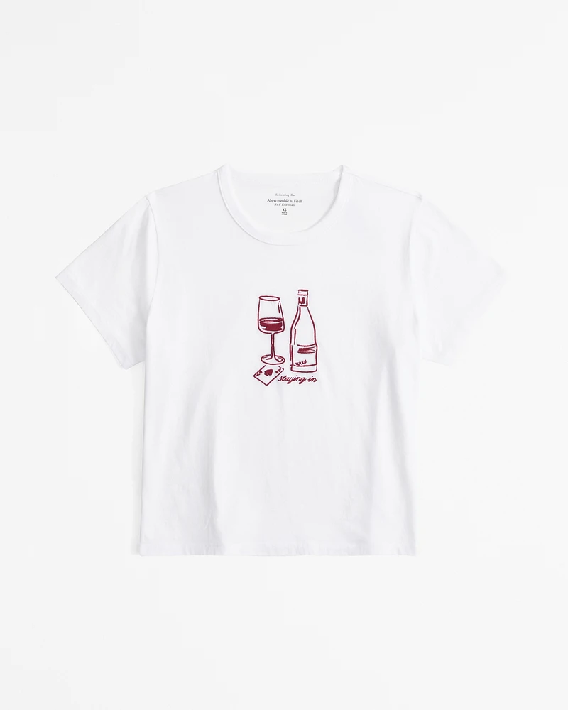 Short-Sleeve Staying Graphic Skimming Tee