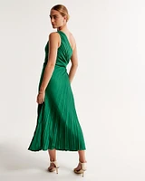 The A&F Giselle Pleated One-Shoulder Maxi Dress