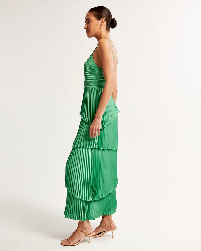 Abercrombie & Fitch The A&F Giselle Pleated Tiered Maxi Dress | MainPlace  Mall