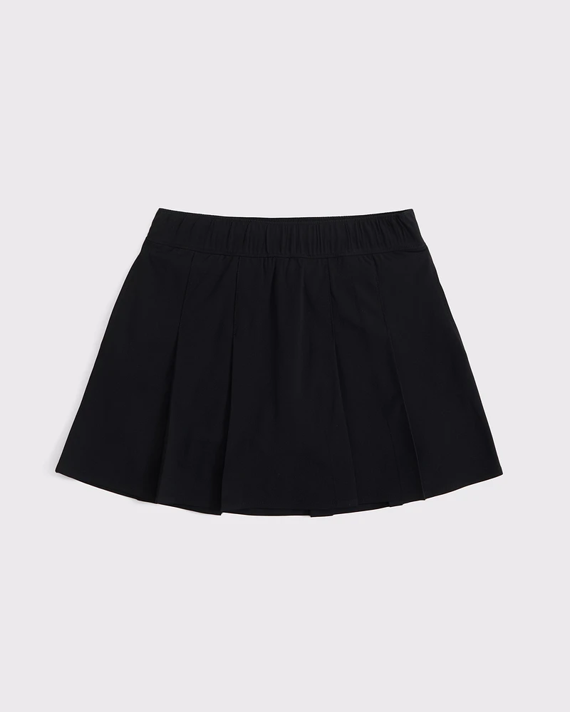 uniform traveler pleated skort