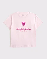 peeps graphic tee