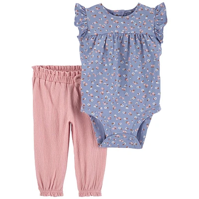 Baby Girl (NB-24M) Carters(R) Floral Bodysuit & Solid Pants Set