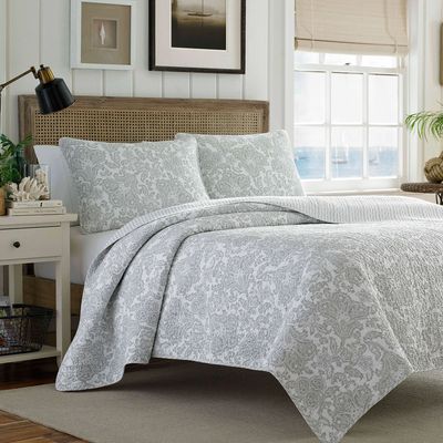 Tommy Bahama Island Memory Pelican 136TC Quilt Set