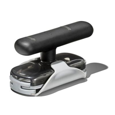 OXO Good Grips Twisting Jar Opener with Basepad