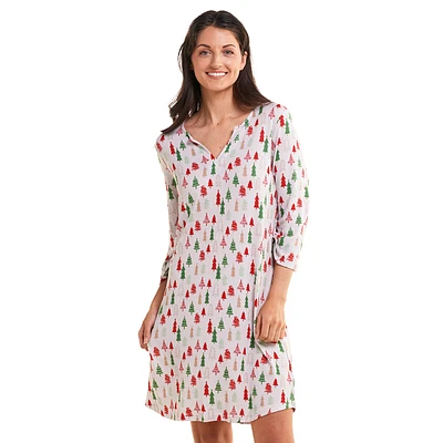 Womens White Orchid 3/4 Sleeve Mistletoe Tree Farm Nightshirt