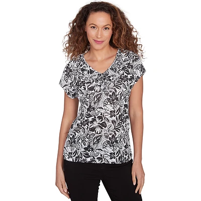 Petite Hearts of Palm In Black & White Ruffle Floral Blouse