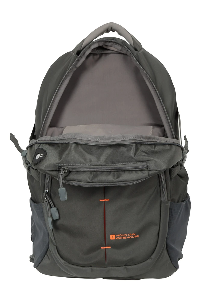 Vic Global 40L Backpack