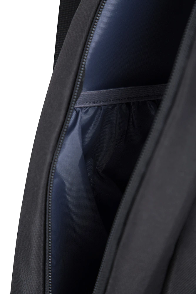 Classic 8L Sling Bag