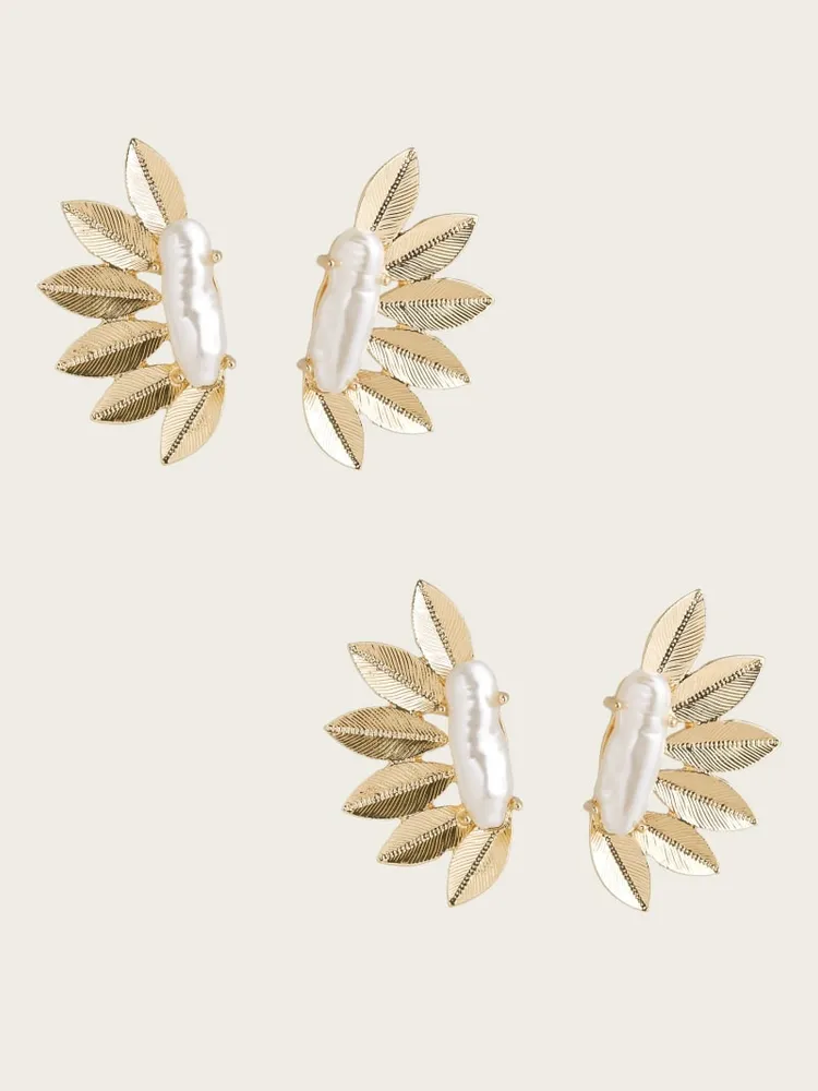 14K Gold-Plated Leaf and Pear Feather Earring