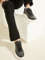 Dolo Logo Low-Top Sneakers