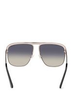 Oversized Metal Aviator Sunglasses