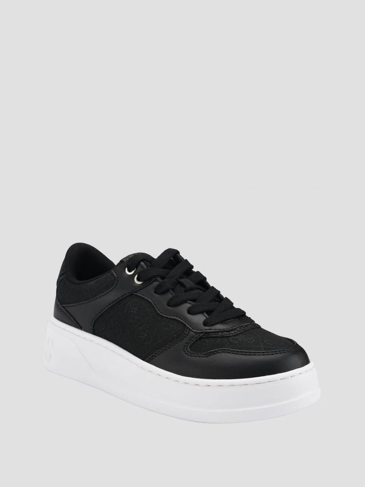 Cleva Logo Low-Top Sneakers