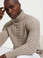 Phil Wool-Blend Cable Sweater