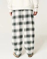 24/7 Baggy Flannel Pajama Pants