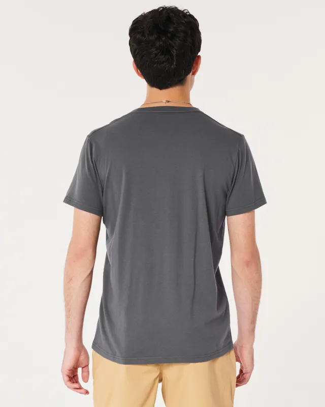 Grey hollister t shirt hi-res stock photography and images - Alamy