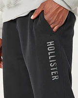 Relaxed Fleece Logo Joggers