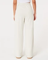 Hollister Feel Good Fleece Ultra High-Rise Wide-Leg Pants