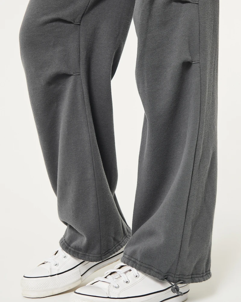 Hollister Feel Good Fleece Parachute Cargo Pants