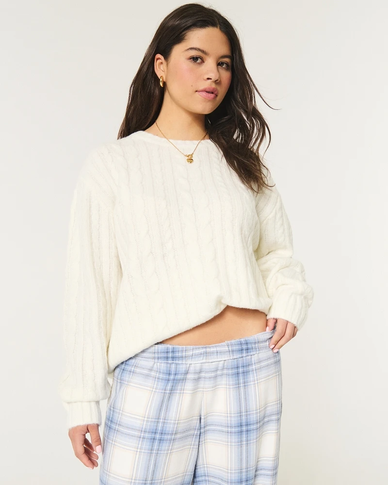 Oversized Cozy Cable-Knit Crew Sweater