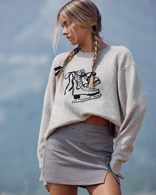 Hollister Comfy Cloud Ice Skates Graphic Crew Sweater