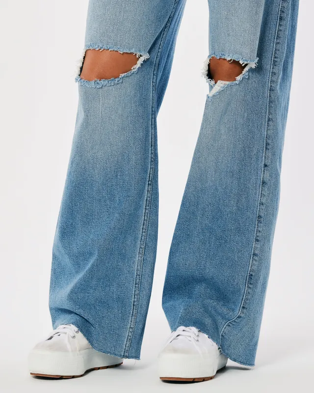 Hollister Livvy Ultra High-Rise Lightweight Wide-Leg Jeans