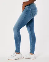 Curvy Mid-Rise Medium Wash Super Skinny Jeans