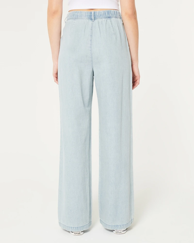 Hollister Livvy Ultra High-Rise Lightweight Wide-Leg Jeans