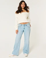 Low-Rise Light Wash Baggy Jeans