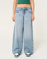 Low-Rise Light Wash Super Baggy Jeans