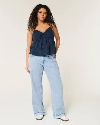 Low-Rise Light Wash Baggy Jeans