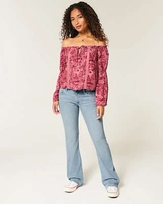 Low-Rise Light Wash Shine Pocket Boot Jeans