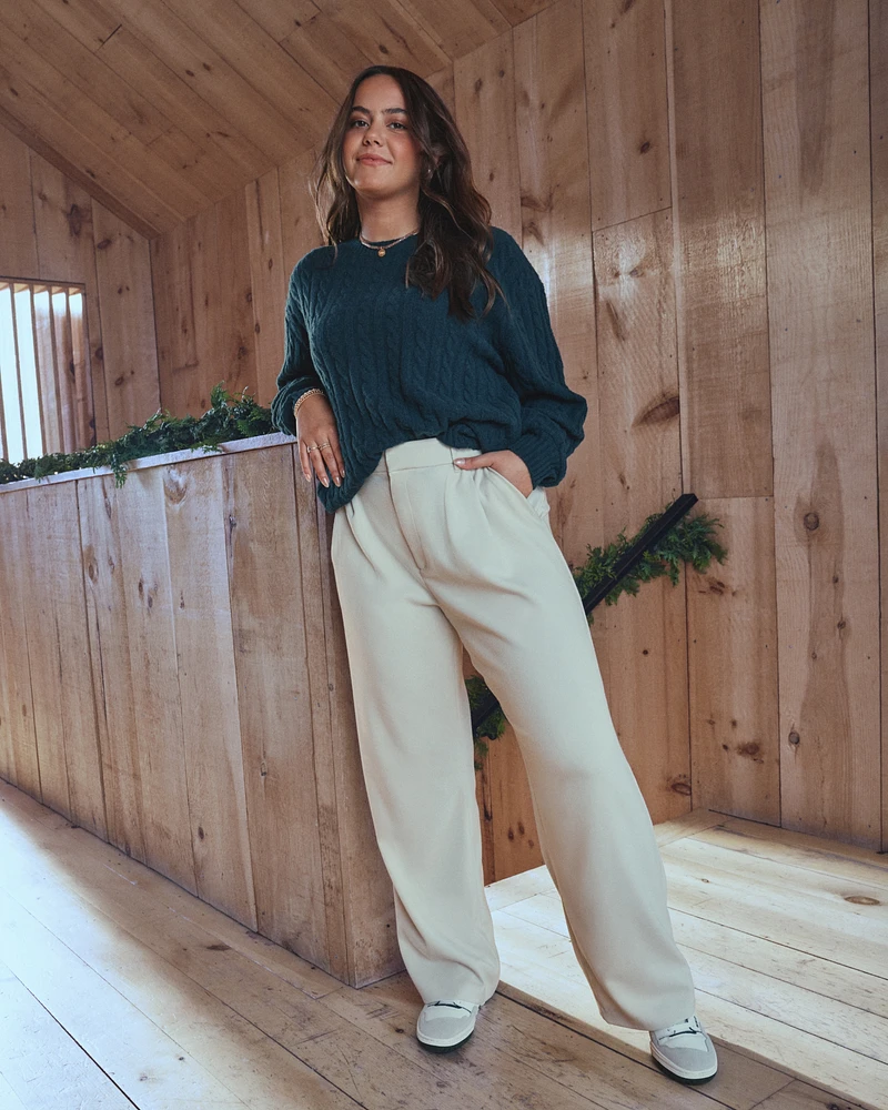 Hollister Livvy Ultra High-Rise Wide-Leg Pants