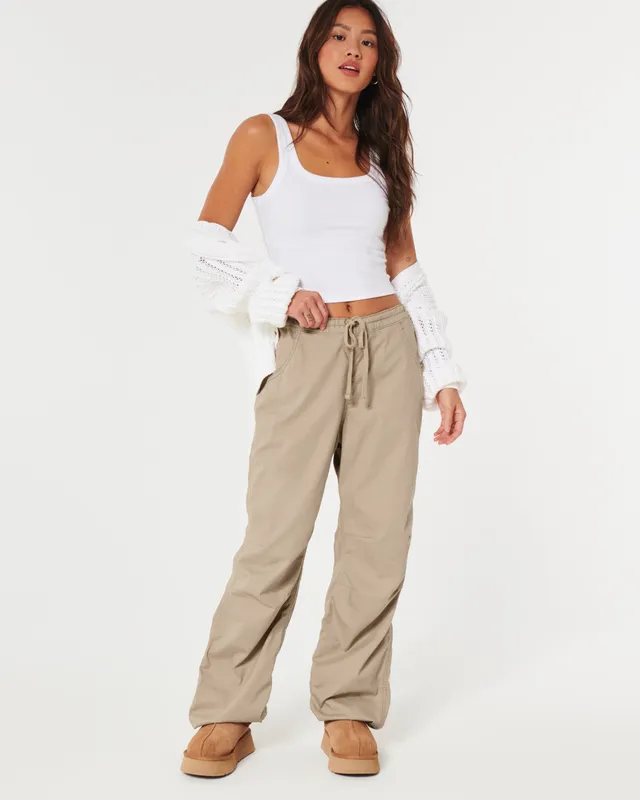 Hollister cargo baggy pants in khaki