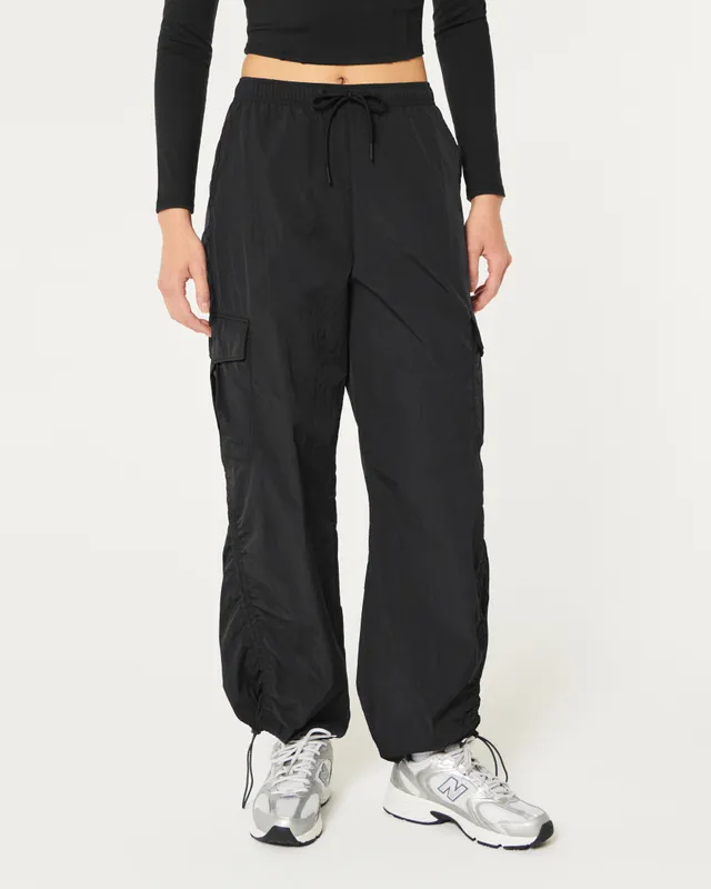 Hollister Gilly Hicks Active Wide-Leg Cargo Sweatpants