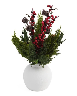 16In Pine And Berry Centerpiece