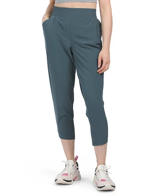 Overlook Woven Capri Pants