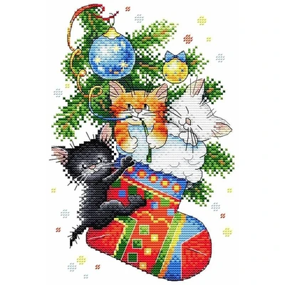 Mp Studia New Year Present Cross Stitch Kit