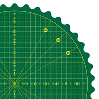 Omnigrid® 360 14" Rotating Cutting Mat