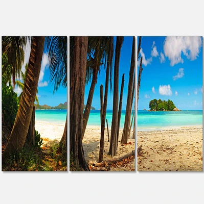 Designart - Praslin Island Tropical Beach Panorama