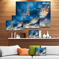 Designart - Beautiful View of Paris Paris Eiffel Towerunder Fiery Sky - Cityscape Canvas Print