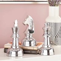 CosmoLiving by Cosmopolitan Silver Aluminum Traditional Chess Sculpture Set