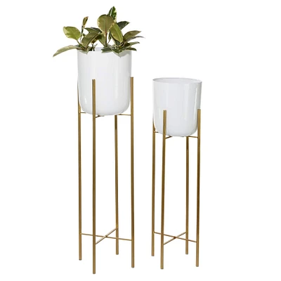 CosmoLiving by Cosmopolitan Set of 2 White Metal Contemporary Planter, 39", 46"