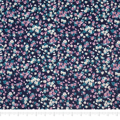 SINGER Small Floral on Cotton Fabric
